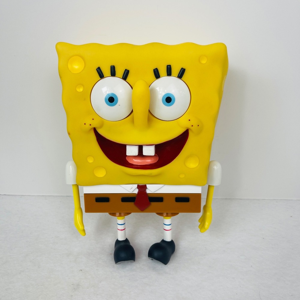 Viacom SpongeBob SquarePants Talking Action Figure Yellow 2002 Nickelodeon Toy